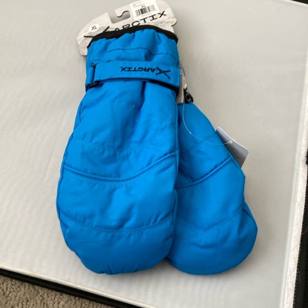 Arctic free style mittens
